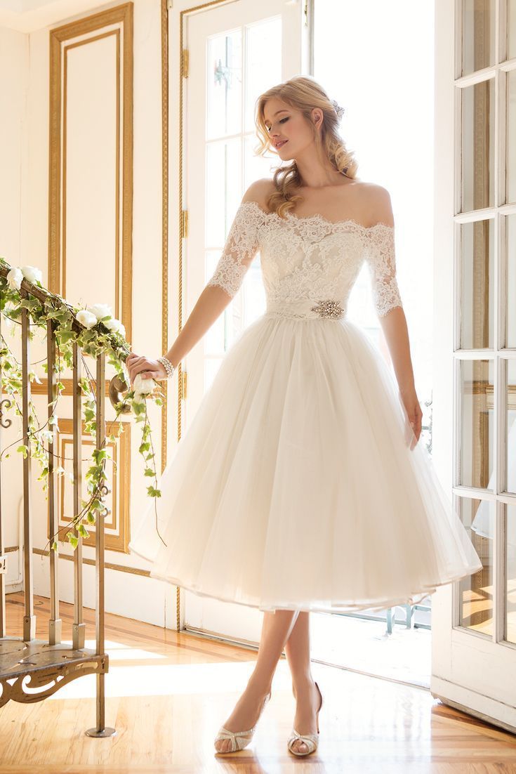 For Brides-to-Be in Dress Dilemmas: How to Find Your Perfect "Destined Dress" ♡にて紹介している画像