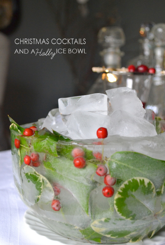 "Creating an Ice Bucket: A Gorgeous Wine Cooler Made of Ice that Will Take Your Breath Away"にて紹介している画像