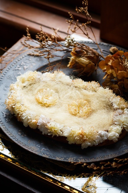 Swoon Over the Elegant "Refined Natural" Floral Accessories: Have You Heard of 'Msoul'?にて紹介している画像