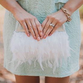 お呼ばれドレスも華やかに♡普段着にも使えるおしゃれなクラッチバッグCollection♡にて紹介している画像