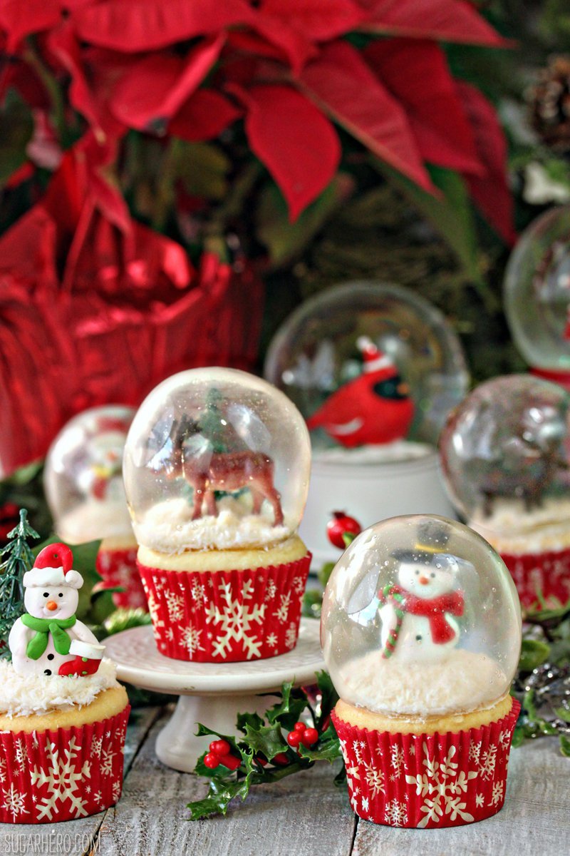 The Perfect Party: Adorable Christmas Designed Cupcake Recipes!♡にて紹介している画像