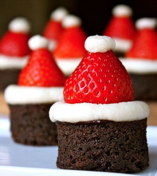 The Perfect Party: Adorable Christmas Designed Cupcake Recipes!♡にて紹介している画像