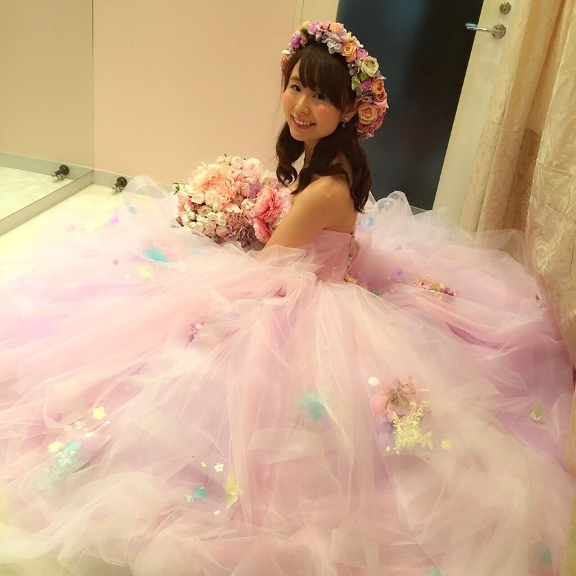 『THE HANY』の原点！札幌の『HANY WEDDING』には、ここだけ限定のドレスと魅力があるんです♡にて紹介している画像