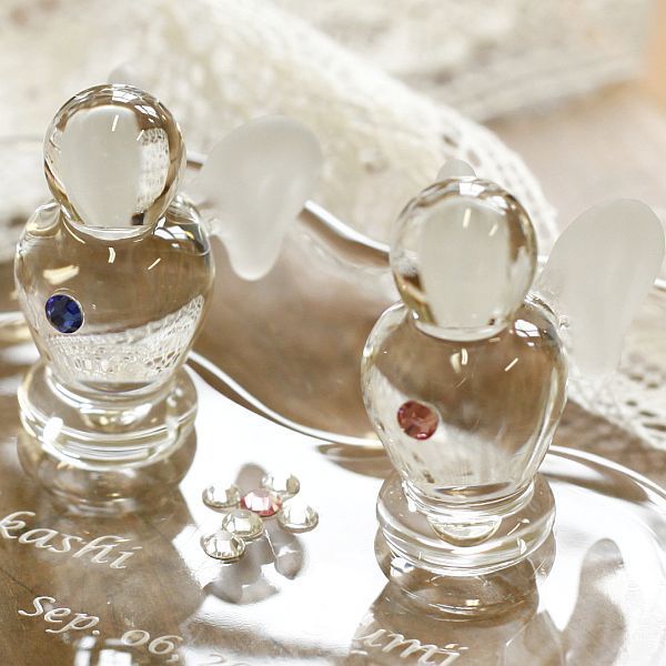 クリスタルの様に輝く♡ガラスでできたハート型リングピローが可愛すぎ＊にて紹介している画像