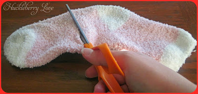 "Did You Know About the Popular 'Sock Snowman'? A Fun Snowman Made from Socks!"にて紹介している画像