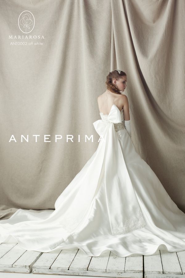 "Must-Try on! 5 Popular Wedding Dress Brands for Your Special Request ♡"にて紹介している画像