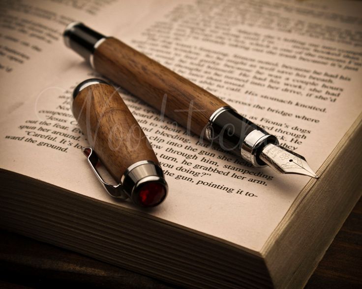 So Lovey-Dovey It's Envy-Inducing♡ A Wonderful Touch: Grooms Wearing Something Blue Together!にて紹介している画像