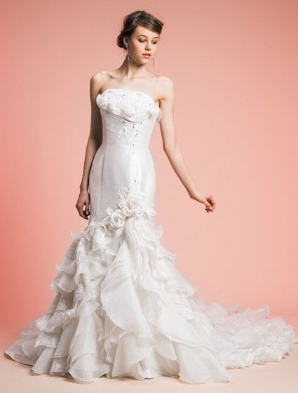 Tips for Matching Your Bouquet to Your Dress: A Collection of the Best Coordinations! ♡にて紹介している画像