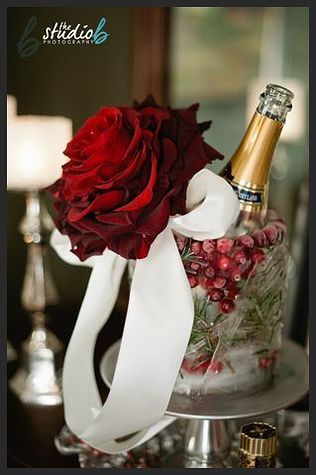 Essential Items for a Gorgeous Table: Stylish Wine Cooler Ideas ♡にて紹介している画像