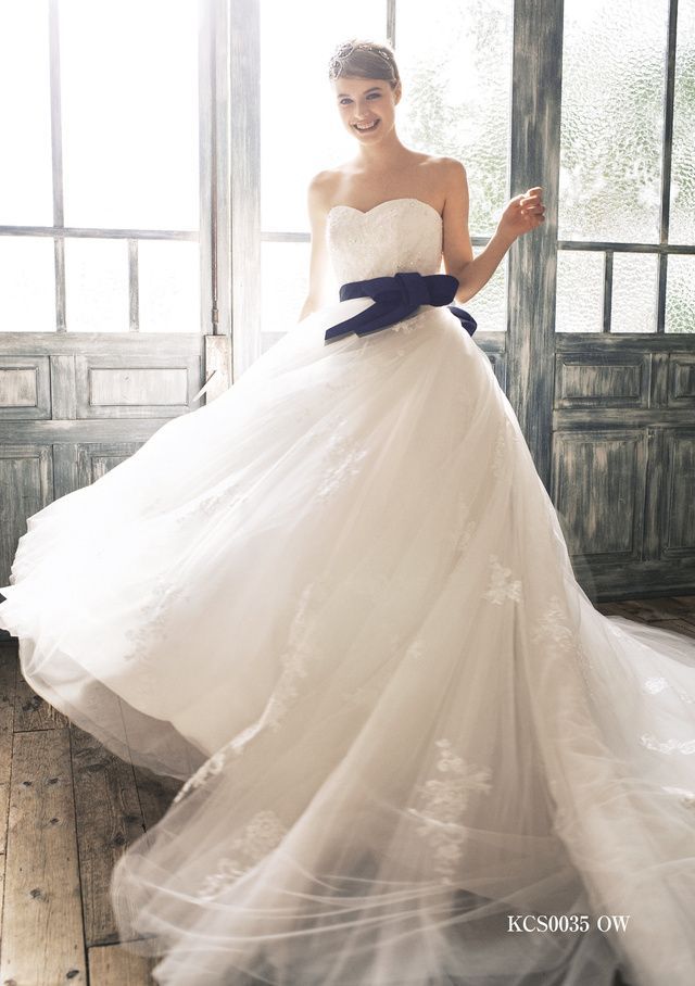 Tips for Matching Your Bouquet to Your Dress: A Collection of the Best Coordinations! ♡にて紹介している画像