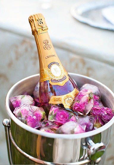 Essential Items for a Gorgeous Table: Stylish Wine Cooler Ideas ♡にて紹介している画像