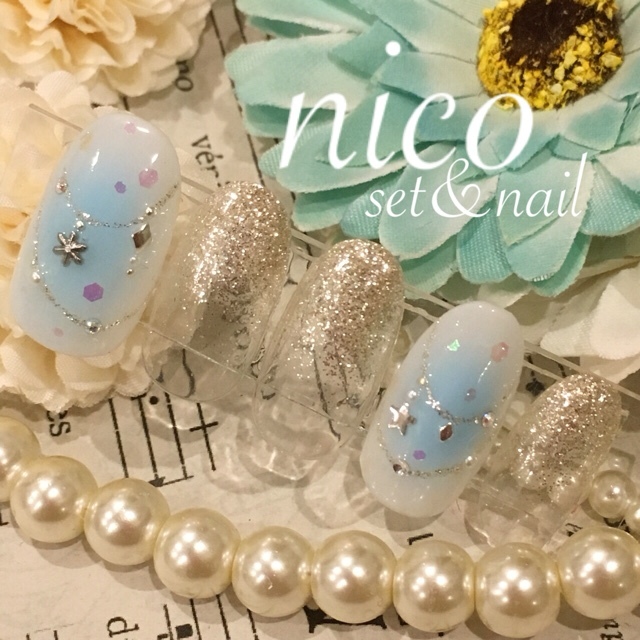 "Enchanting Spells for Eternal Happiness: Something Blue Bridal Nail Catalog"にて紹介している画像