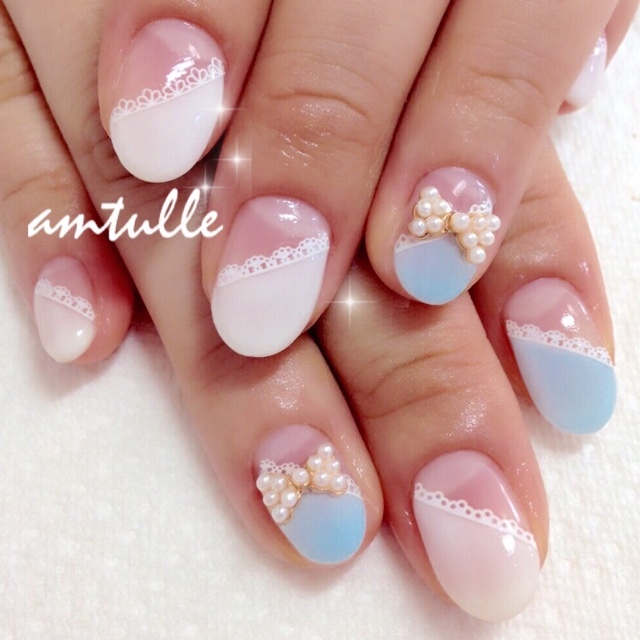 "Enchanting Spells for Eternal Happiness: Something Blue Bridal Nail Catalog"にて紹介している画像