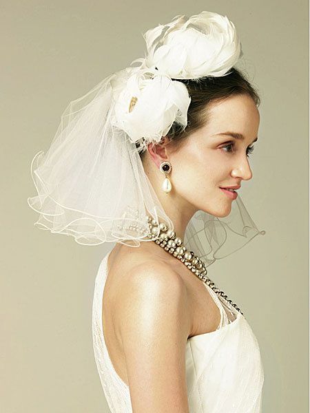 だって私たちは日本人♩暗髪に似合う、清楚可愛い【ショートベールデザイン】５選＊にて紹介している画像