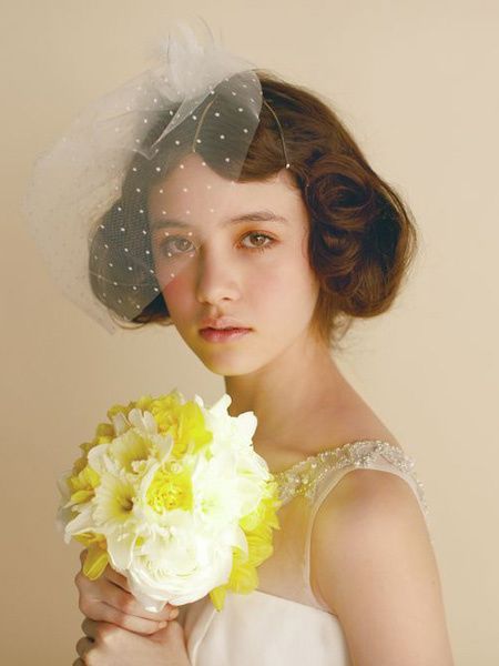 だって私たちは日本人♩暗髪に似合う、清楚可愛い【ショートベールデザイン】５選＊にて紹介している画像