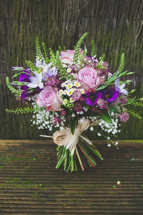 花言葉は『真実の愛』♡ホワイト×イエローが可愛すぎる“マーガレット”のブーケ13選＊にて紹介している画像