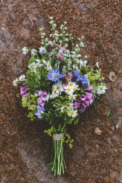 花言葉は『真実の愛』♡ホワイト×イエローが可愛すぎる“マーガレット”のブーケ13選＊にて紹介している画像