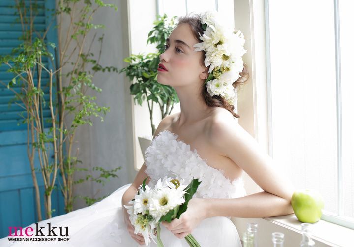 Elevate Your Bridal Look: Adorable Wedding Items from 'mekku' to Express Your Unique Style! ♡にて紹介している画像