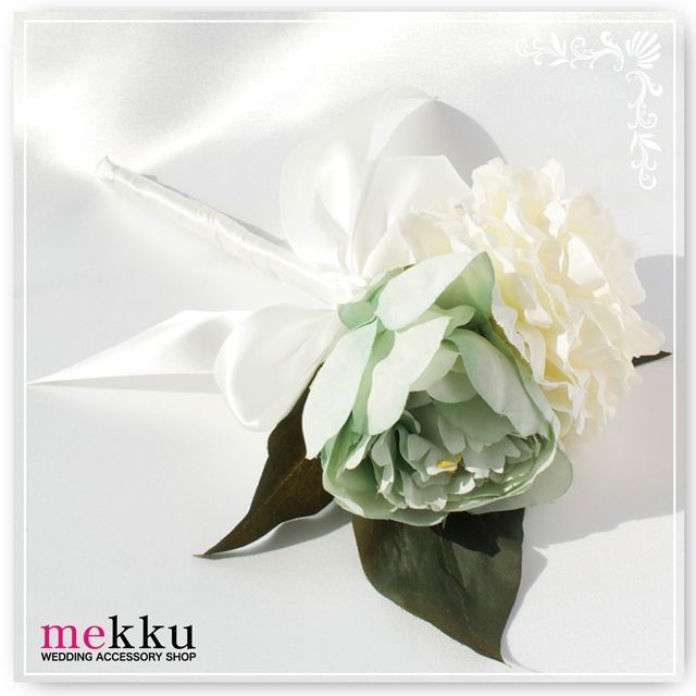 Elevate Your Bridal Look: Adorable Wedding Items from 'mekku' to Express Your Unique Style! ♡にて紹介している画像