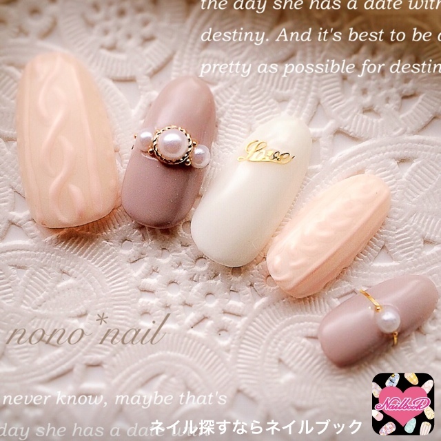 花嫁にもゲストにもぴったり♡冬の結婚式にオススメのネイルデザインまとめ＊にて紹介している画像