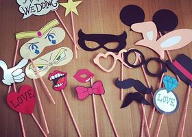 キュートなデザイン、エレガントなデザイン、ポップなデザイン....＊結婚式の雰囲気やテーマに合わせて、ピッタリなフォトプロップスを作りましょう♡