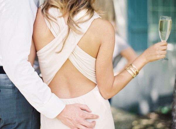 A Must-See for Guests! Fashion Tips for Attending a Resort Wedding ♡にて紹介している画像