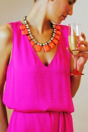 A Must-See for Guests! Fashion Tips for Attending a Resort Wedding ♡にて紹介している画像