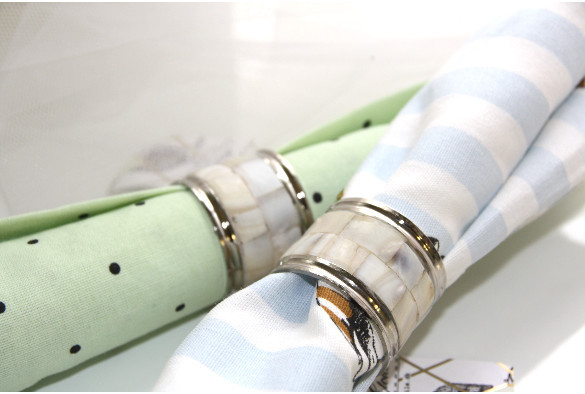 "Have You Heard of 'Miss Etoile'? Everything from Paper Items to Wedding Favors!"にて紹介している画像