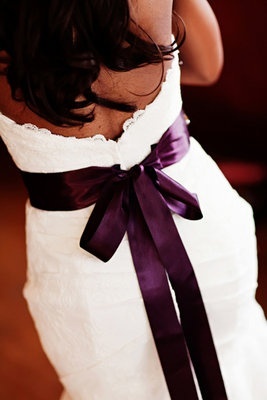 International Style: Add a Touch of Flair to Your Dress with Your Favorite Sash Belt!にて紹介している画像