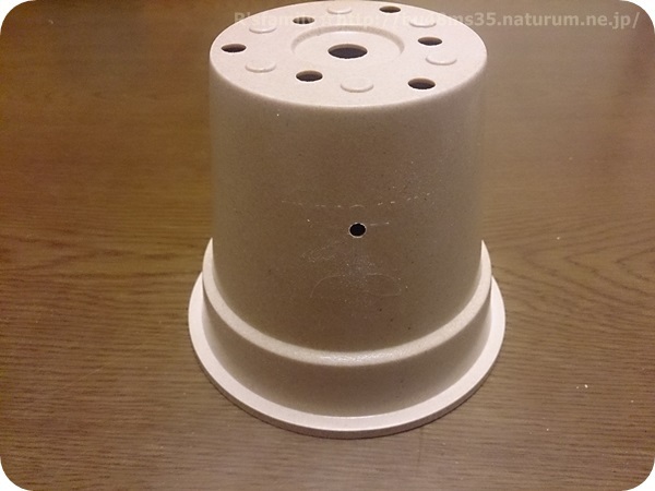 Easy DIY with 100 YEN Store Materials: How to Make Adorable and Versatile 'Candy Pots'♡にて紹介している画像