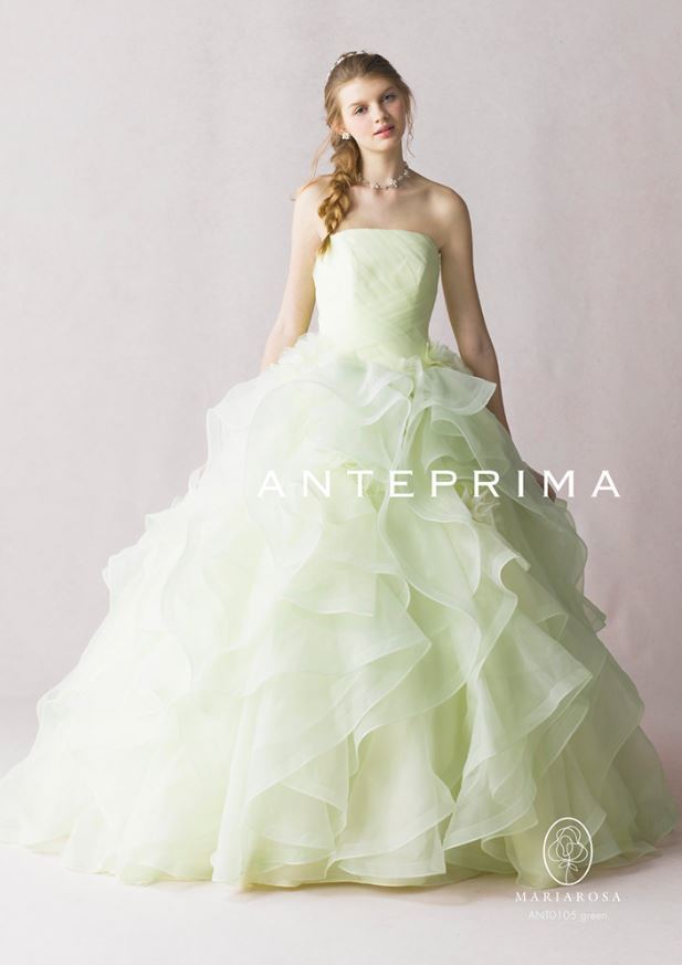 "Antipast's Latest Collection: Discover the Enchanting Dresses that Make Every Woman Shine♡ Check Out the New Collection!"にて紹介している画像