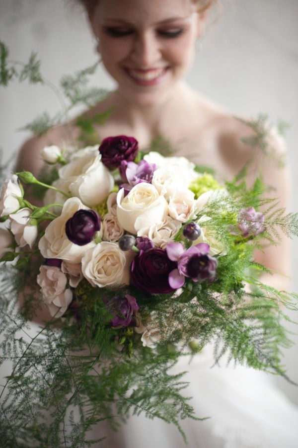 Sophisticated and Elegant: "Purple Rose" Bouquet Collection ♡にて紹介している画像