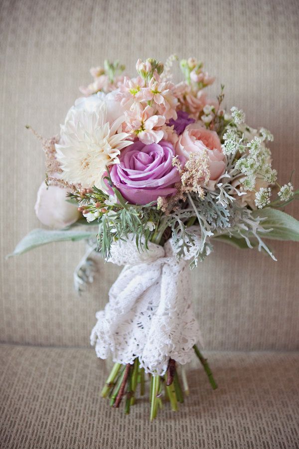 Sophisticated and Elegant: "Purple Rose" Bouquet Collection ♡にて紹介している画像