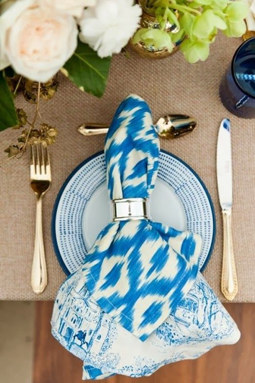 ビンテージ風の柄がロマンティック♡テーブルが華やぐナプキンcollectionにて紹介している画像