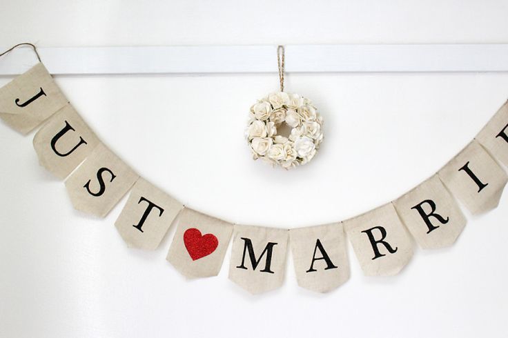"Where Do You Want to Display It? 8 Charming DIY Garland Designs to Try!"にて紹介している画像