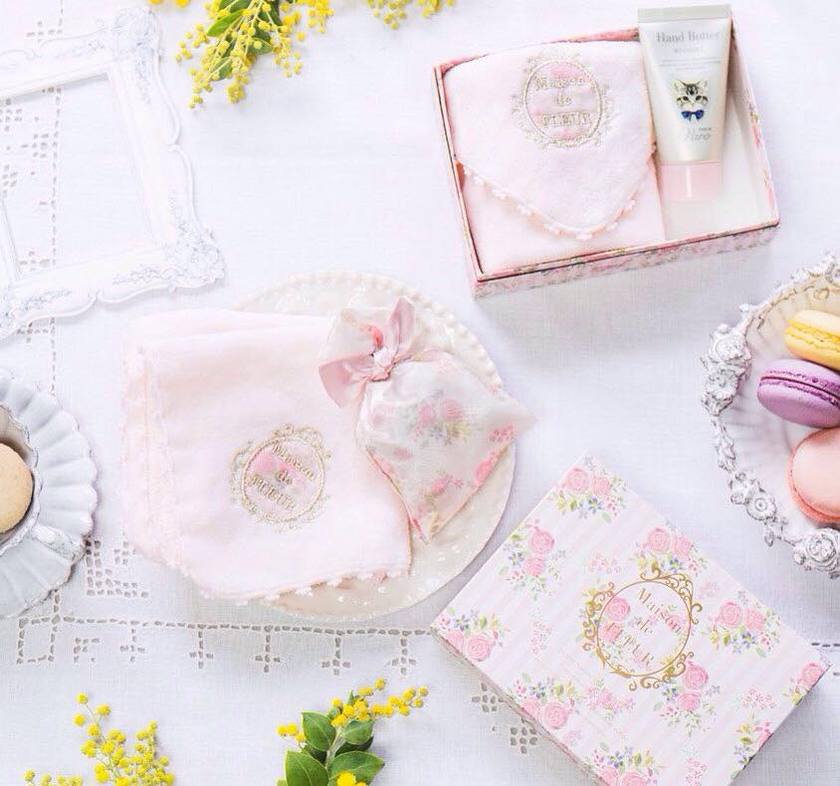 "Thank You for Helping with the Wedding: Adorable Items from Maison de FLEUR That Every Girl Will Absolutely Love!"にて紹介している画像