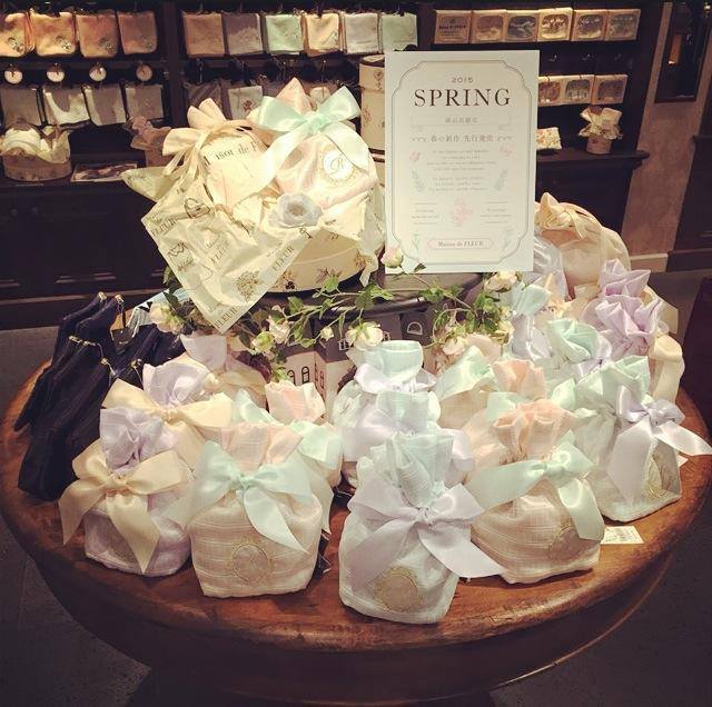 "Thank You for Helping with the Wedding: Adorable Items from Maison de FLEUR That Every Girl Will Absolutely Love!"にて紹介している画像