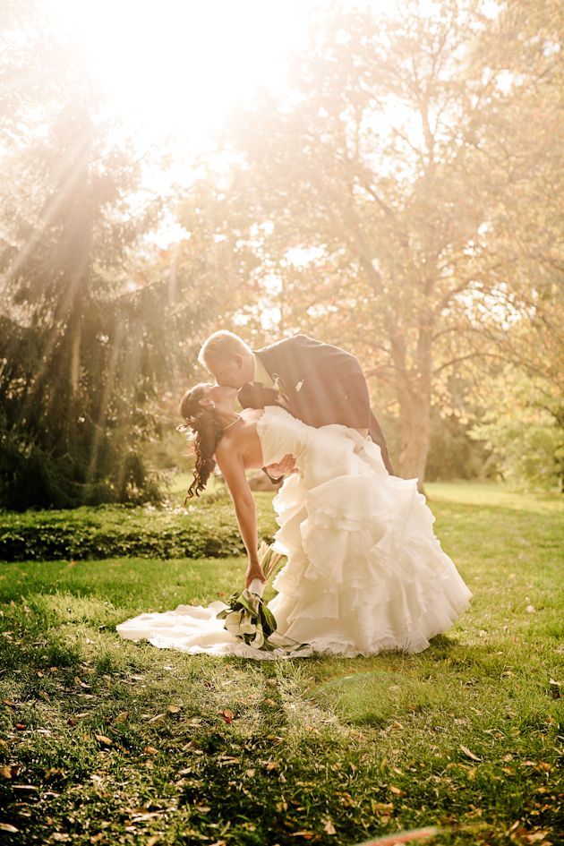 Harnessing Natural Light: A Comprehensive Guide to "Light Photography" for Your Pre-Wedding Shoot ♩にて紹介している画像