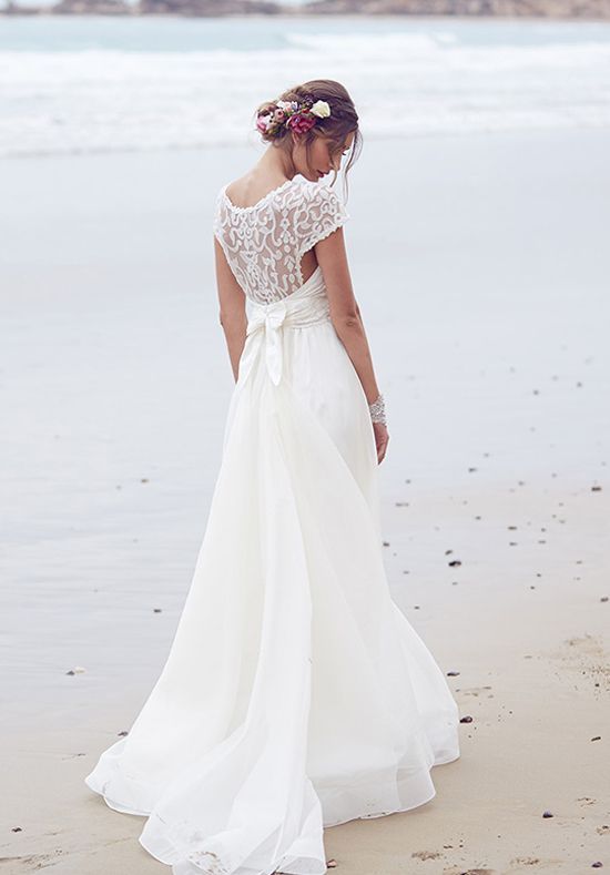 2016年はどんなドレスが流行るの？♡流行に敏感なプレ花嫁さんの為の《ドレストレンド》まとめ♡にて紹介している画像