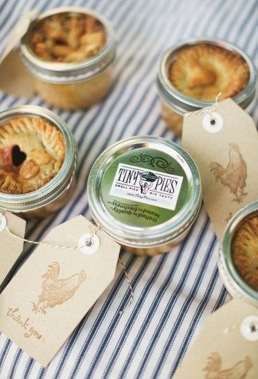 Recommended Cute and Easy Mini Pies for Your DIY Wedding Abroad!にて紹介している画像