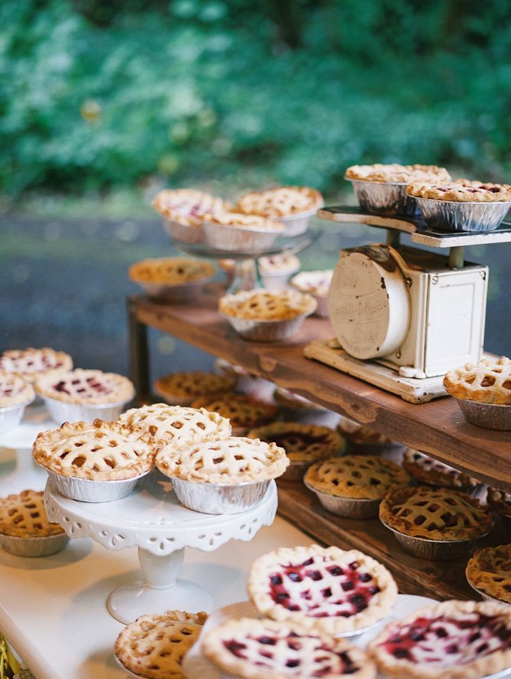 Recommended Cute and Easy Mini Pies for Your DIY Wedding Abroad!にて紹介している画像