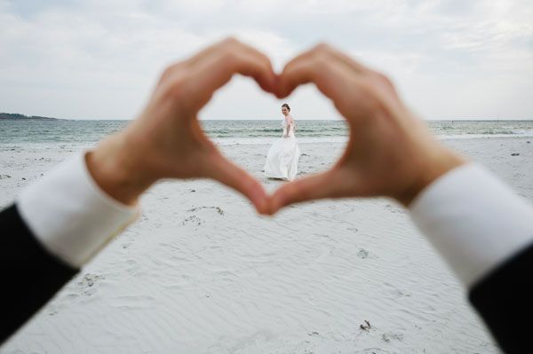 Love-filled Photos for Two: Captivating Wedding Shots that Convey Affection ♡にて紹介している画像