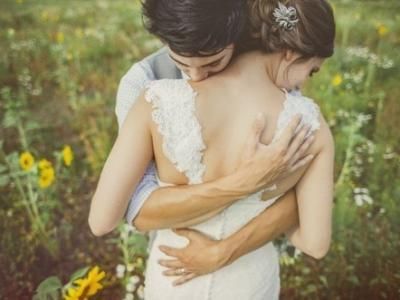 Love-filled Photos for Two: Captivating Wedding Shots that Convey Affection ♡にて紹介している画像