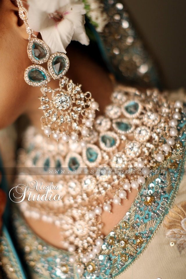 世界の花嫁たち♡レースがかわいすぎるインドのweddingをご紹介♡にて紹介している画像