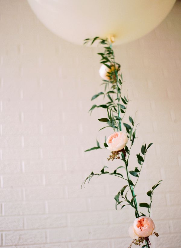 結婚式装飾の最強タッグ＊「お花×バルーン」の組み合わせがとにかく可愛すぎてきゅん♡にて紹介している画像