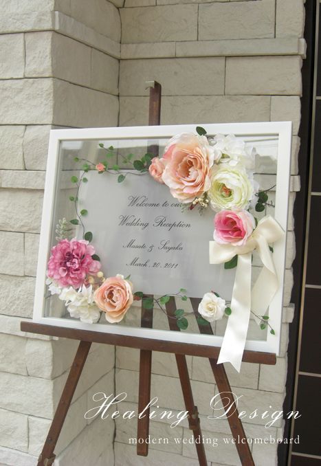 A Collection of Welcome Board Designs: From Classic to Unique Ideas for Greeting Guests ♡にて紹介している画像