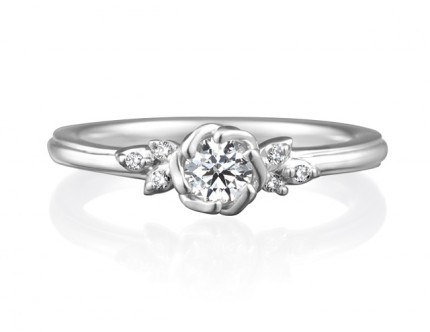 Check Out the Disney Collection from Bridal Ring Boutique "deux et deux," Born from 4℃! ♡にて紹介している画像