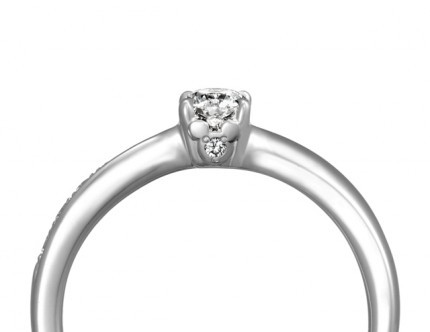 Check Out the Disney Collection from Bridal Ring Boutique "deux et deux," Born from 4℃! ♡にて紹介している画像