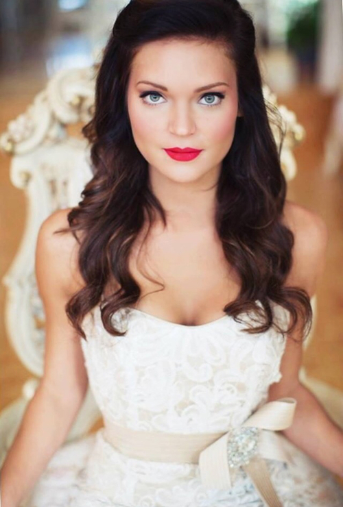 "I Hate Anything Troublesome: Achieve Gorgeous Gradient Lips Anytime with the All-in-One Tint Bar!"にて紹介している画像