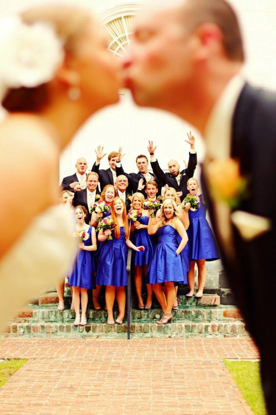 ゲストのみんなとハイチーズ♩結婚式でのユニークな『集合写真』の撮り方アイディア♡にて紹介している画像